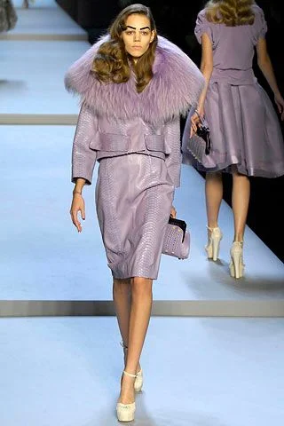 Look 16